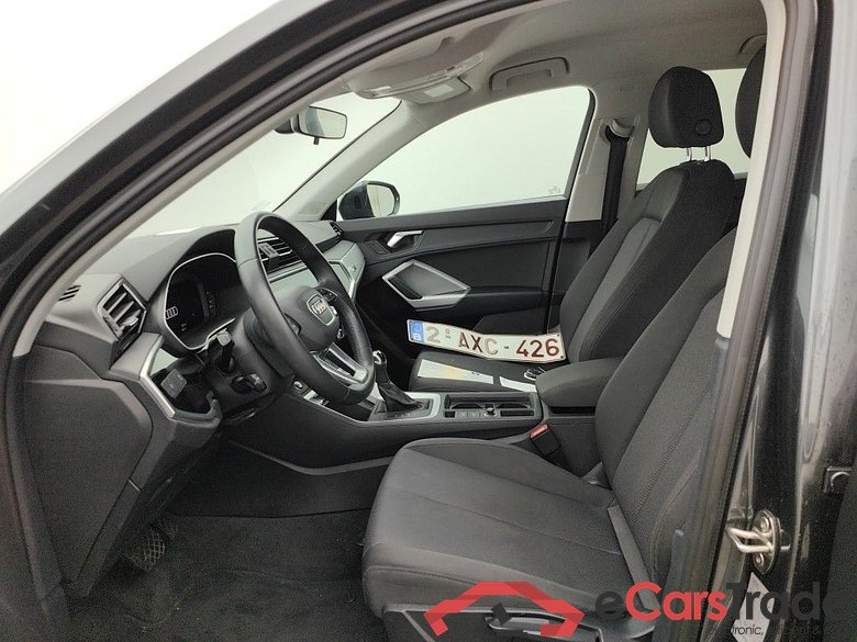 Audi Q3 35 TDI S tronic S line Business Edition 5d #3