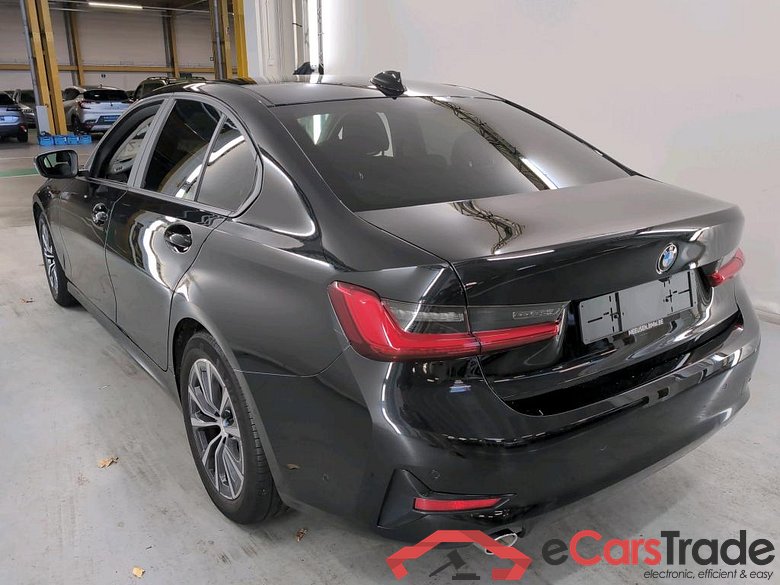 BMW 3 SERIES BERLINE 2.0 318DA (110KW) BERLINE #3
