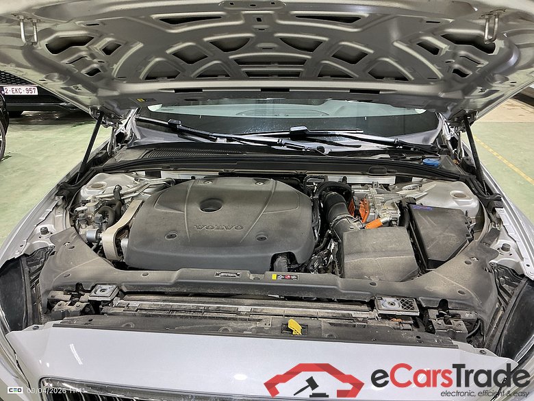 VOLVO V60 - 2018 2.0 T6 AWD PHEV Inscription #6