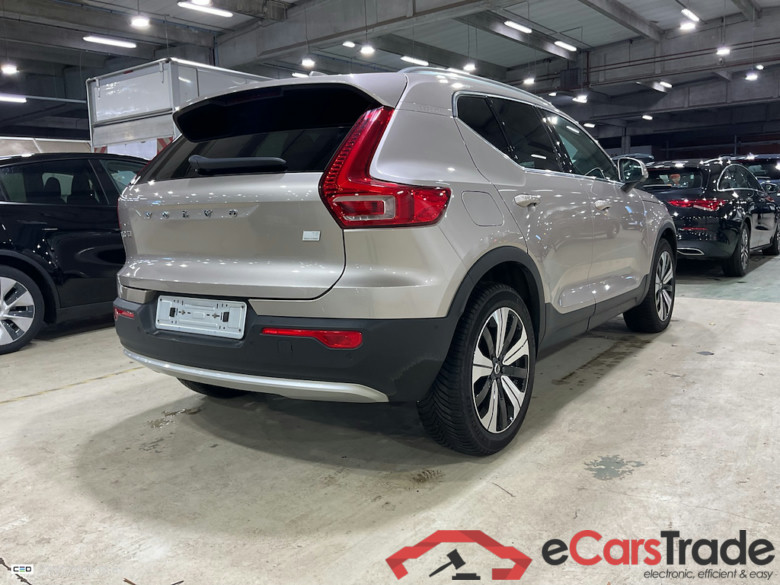 VOLVO XC40 1.5 T5 PHEV PLUS BRIGHT DESIGN DCT #4