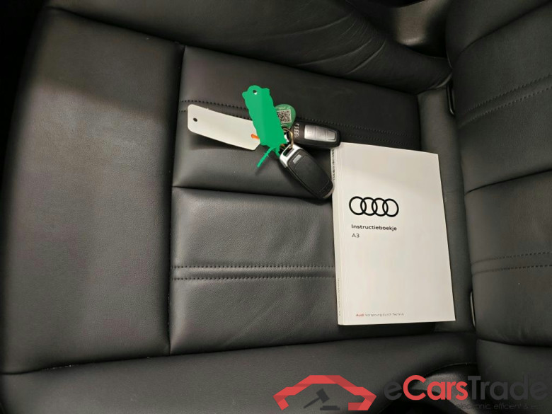 Audi A3 Sportback 40 TFSI e S tronic edition 5d #4