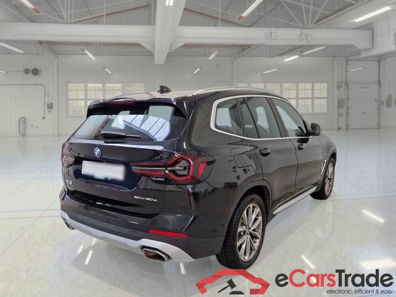 BMW X3 / 2021 / 5P / SUV XDRIVE 30E #2