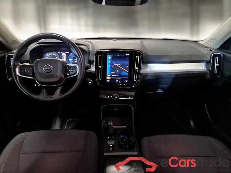 VOLVO XC40 / 2017 / 5P / SUV T5 PLUG-IN HYBRID AUTO RECH INSCRIP EXPR #3