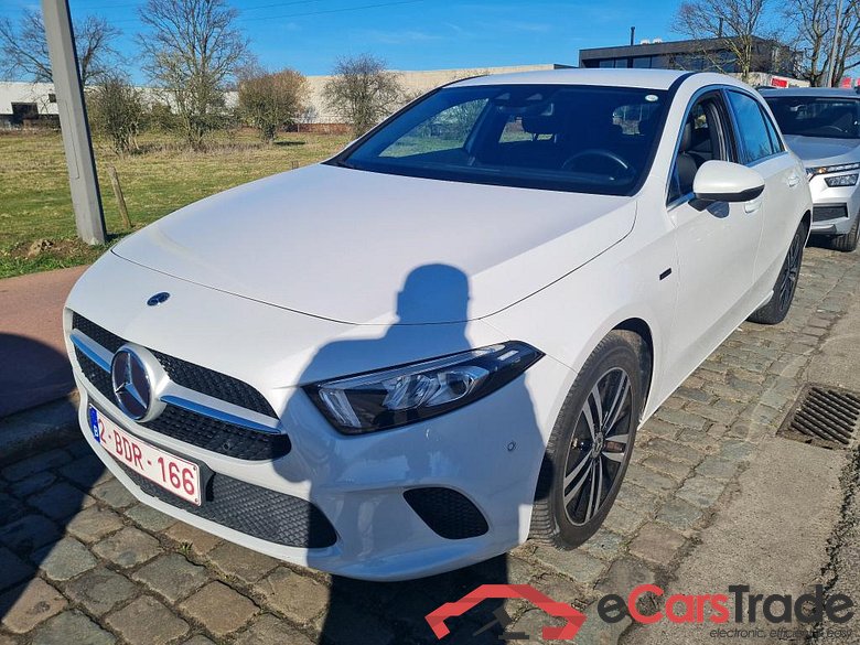 MERCEDES-BENZ CLASS A (W177) A 250 e PHEV Business Solution #1