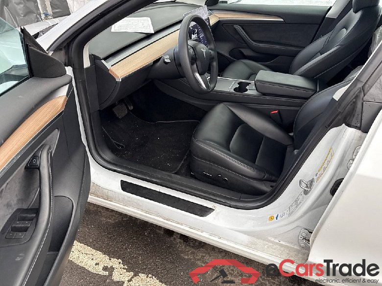 TESLA Model 3 Langstreckenbatt. Allradantrieb Dual Motor 4d 366kW #4