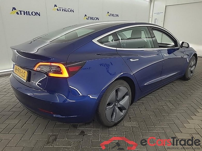 Tesla Model 3 Long Range Dual Motor AWD 4D 350kW #3
