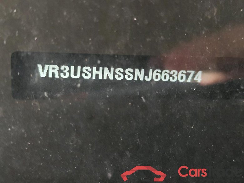 Peugeot 2008 Allure Pack 1.2 Puretech 130 EAT8 5d #6