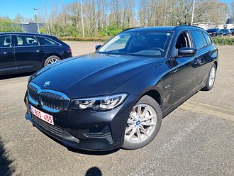 BMW 330