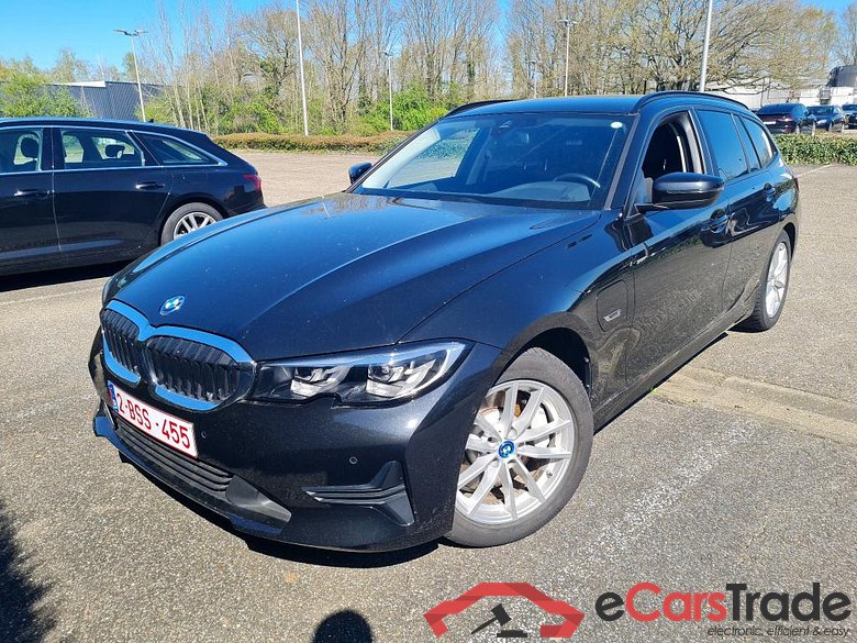 BMW - BMW 3 TOURING 330e 292PK Business Edition Pack Business Plus With Heated Sport Seats & Parking Assistant Pack    * HYBRID * #1