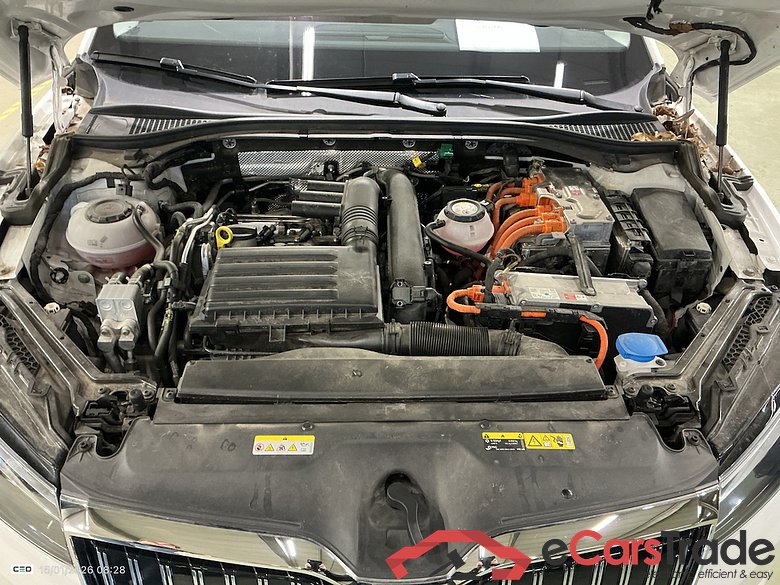 SKODA Superb 1.4 TSI PHEV 160KW DSG6 AMBITION #6