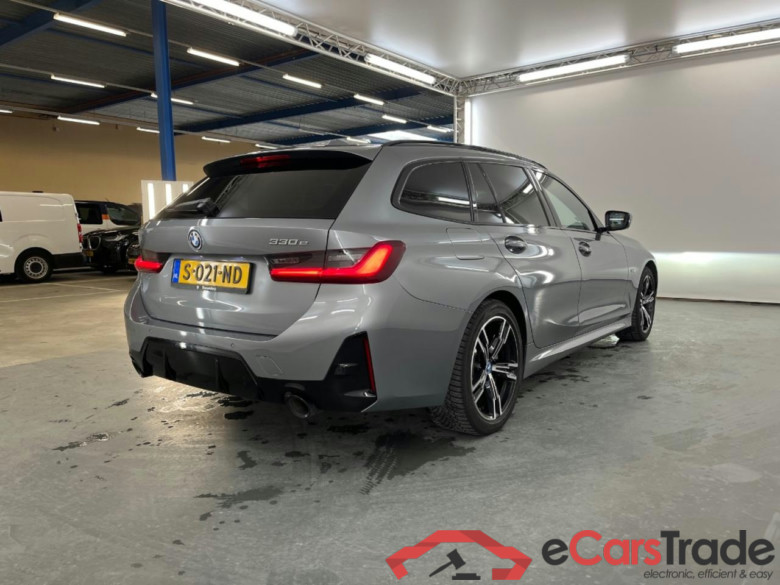 BMW 3-SERIE TOURING 330e #4
