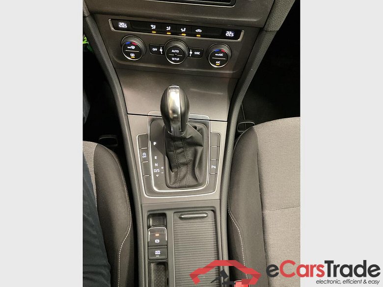 VOLKSWAGEN Golf VII Golf   Trendline 1.2 TSI BlueMotion Technology 77 kW (105 ch) 7 vitesses DSG #5