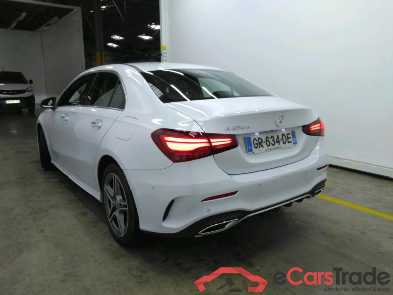MERCEDES-BENZ Classe A Berline / 2022 / 4P / Berline A 250 e AMG Line 8G-DCT #2
