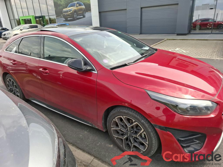 KIA pro_cee'd / ProCeed 1.5 Essence GT-Line Manuelle #2