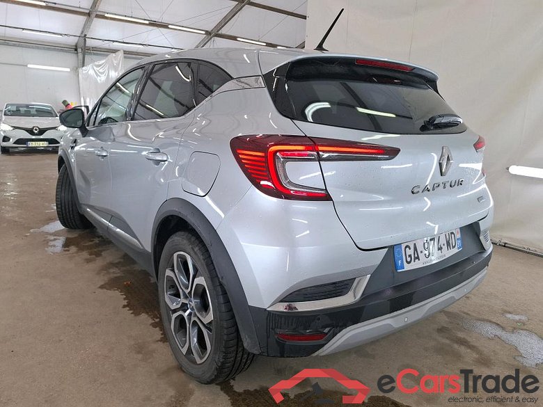 Captur / 2019 / 5P / SUV Intens E-TECH Plug-in 160 -21 / VO RECONDITIONNE / PHOTOS AVANT RECONDITIONNEMENT #2