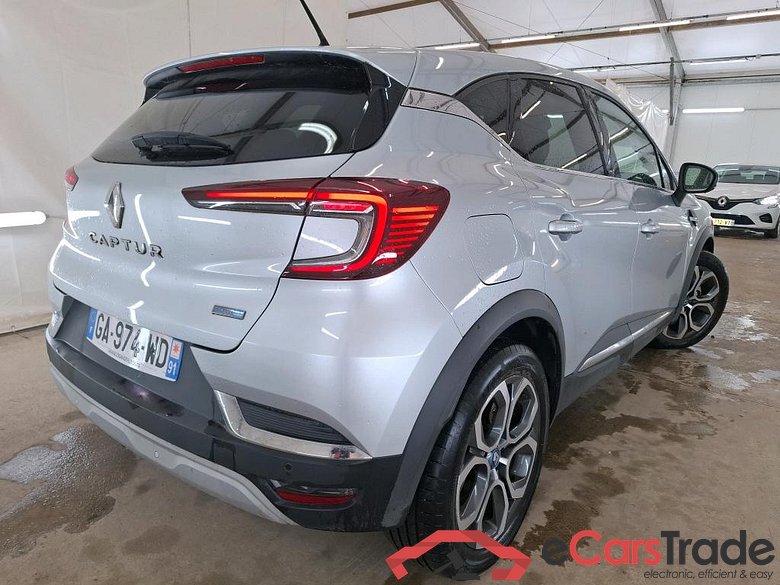 Captur / 2019 / 5P / SUV Intens E-TECH Plug-in 160 -21 / VO RECONDITIONNE / PHOTOS AVANT RECONDITIONNEMENT #3