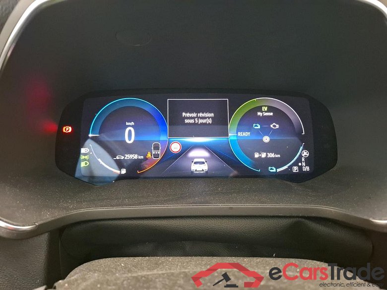 Captur / 2019 / 5P / SUV Intens E-TECH Plug-in 160 -21 / VO RECONDITIONNE / PHOTOS AVANT RECONDITIONNEMENT #6