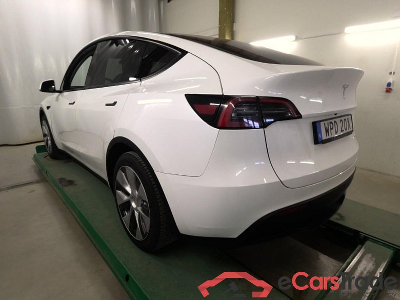 Model Y Long-Range AWD #4