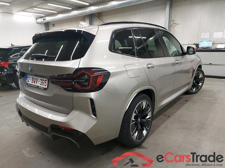 BMW I - BMW IX3 286PK With Climatic & Cognac Sensatec Heated Seats & Dark Shadow & Electric Foldable Towing Hook & Pano Roof   * ELECTRIC * #2