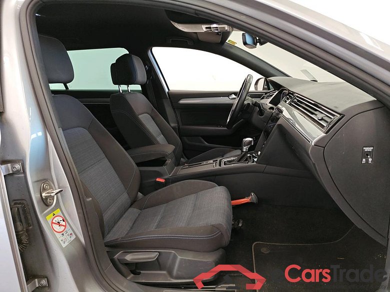 Volkswagen Passat Variant 1.4 TSI eHybrid 6-DSG GTE Business 5d #3