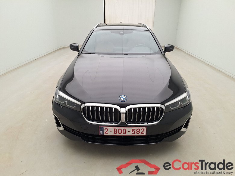 BMW, 5-ser To FL'20 PHEV, BMW 5 Reeks Touring 520e 150kW 5d #1