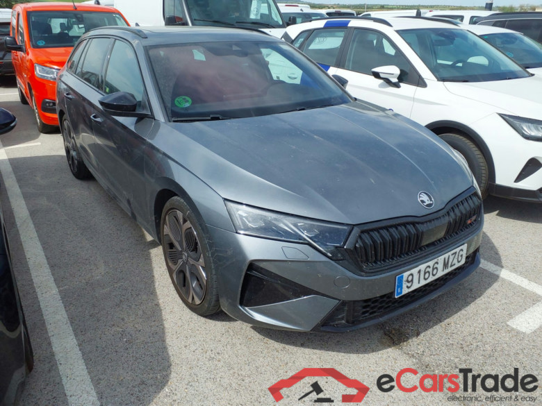 SKODA Octavia RS 2.0 TSI 195 kW (265CV) DSG 7 vel AutomÃ¡tico Combi(Pano + Winterpack)
