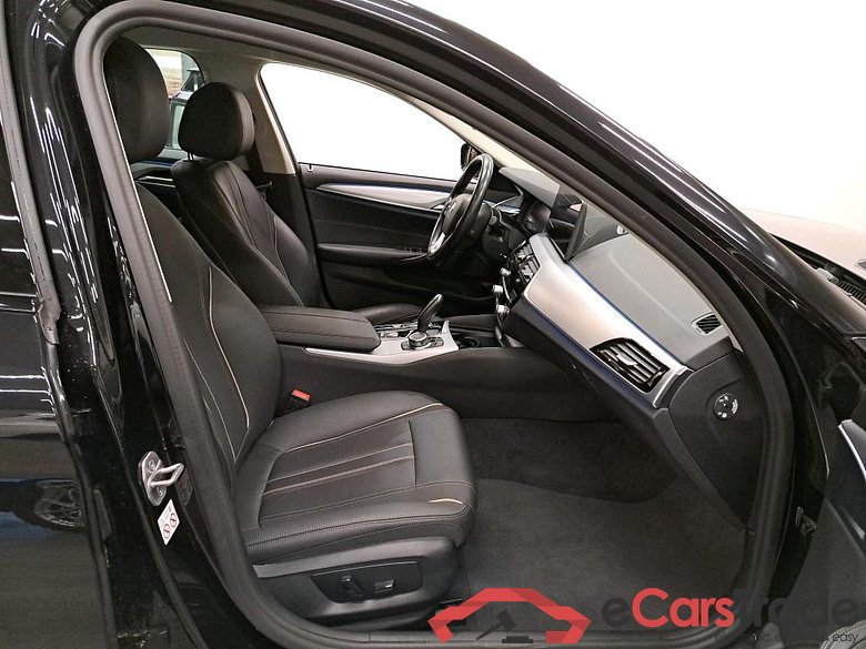 BMW - BMW 5 BERLINE 520e 204PK Business Edition With Dakota Heated Seats & Parking Assistant & Towing Hook * HYBRID * #3