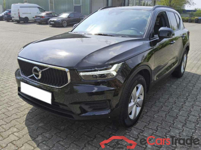 Volvo XC40 (2017->) DE - SUV5 T3 2WD EU6d, Momentum Core, 2020 - 2022 #1