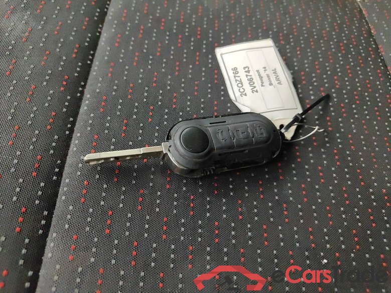 Peugeot Boxer 2.2 BlueHDi S&S 165 435 L4H2 4d #4