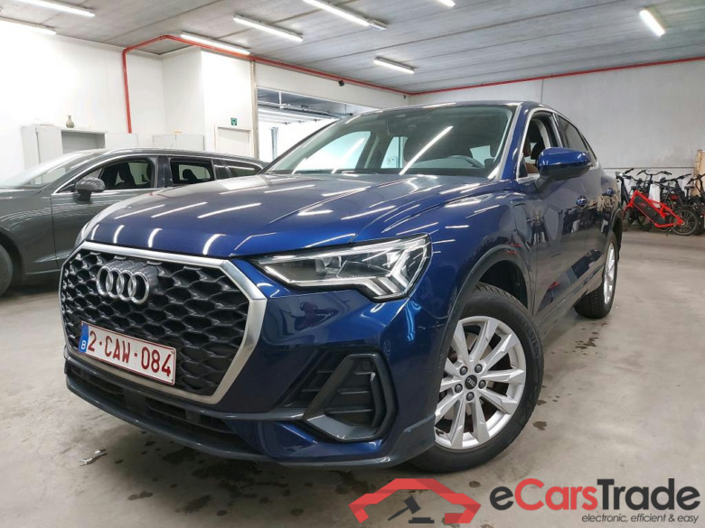 AUDI Q3 Sportback 1.4 45 TFSIe Plug-In Hybrid Aut. LED-Matrix Virtual ACC Navi leather Camera Klima PDC ... #1