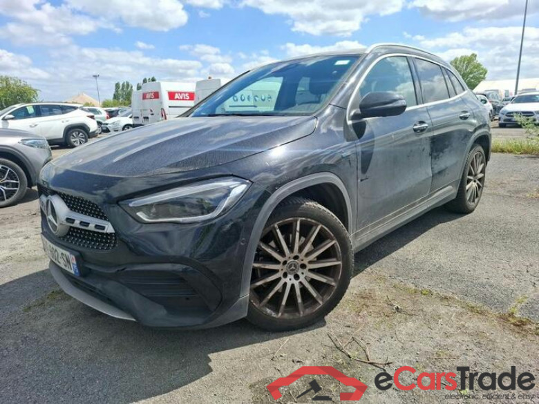 Mercedes GLA 250e Plug-In Hybrid AMG Aut. Pano LED-MultiBeam Widescreen Ambient Burmester Navi Sport-Leather KeylessGo Camera 360 Klima PDC .... #1