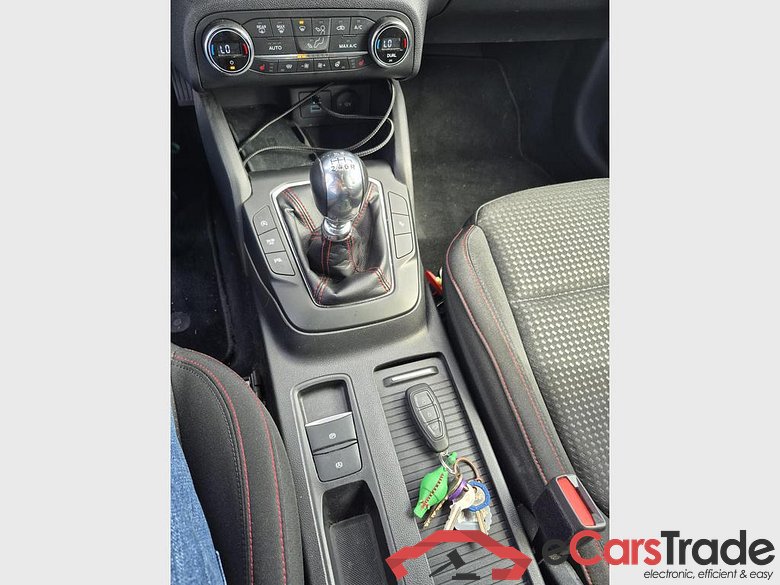 FORD Focus Focus 1.0 EcoBoost MHEV Titanium #6
