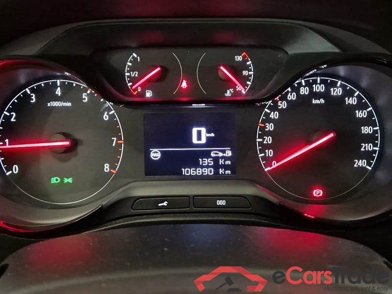 OPEL CROSSLAND X / 2017 / 5P / CROSSOVER 1.5 DIESEL 102CV ADVANCE SeS MT6 #4