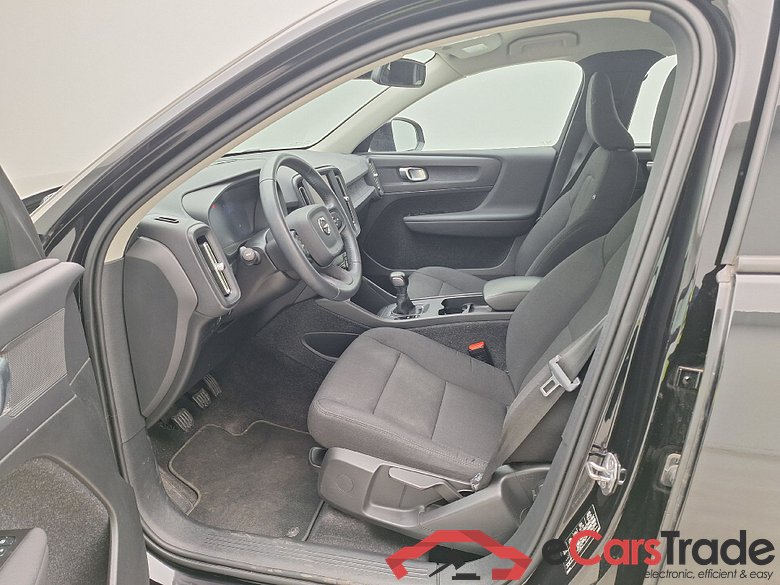 Volvo XC40 1.5 T2 LED Virtual ACC Navi KeylessGo Klima PDC ... #4