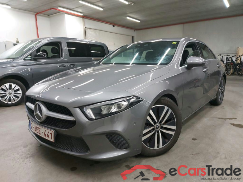 MERCEDES - MER A BERLINE 180 136PK Business Solution Luxury  * PETROL * #1
