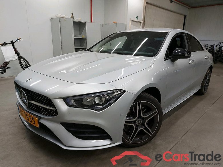 MERCEDES - MER CLA 250 e 218PK DCT AMG Line & Night Pack  * HYBRID *