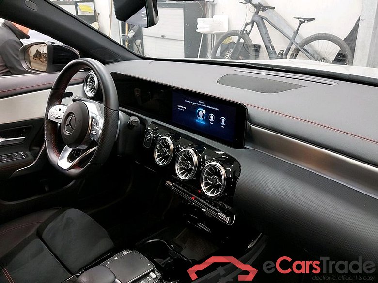 MERCEDES - MER CLA 250 e 218PK DCT AMG Line & Night Pack  * HYBRID * #3