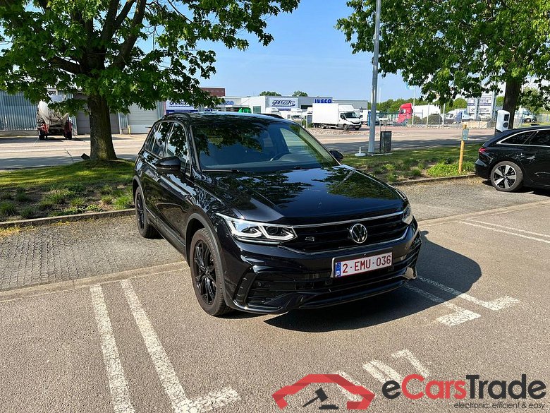 VOLKSWAGEN Tiguan eHybrid (PHEV) Tiguan eHybrid 1.4 R-Line OPF DSG (180 kW) #1