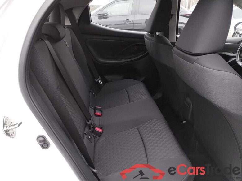 TOYOTA YARIS 1.5 Hybrid Dynamic #5