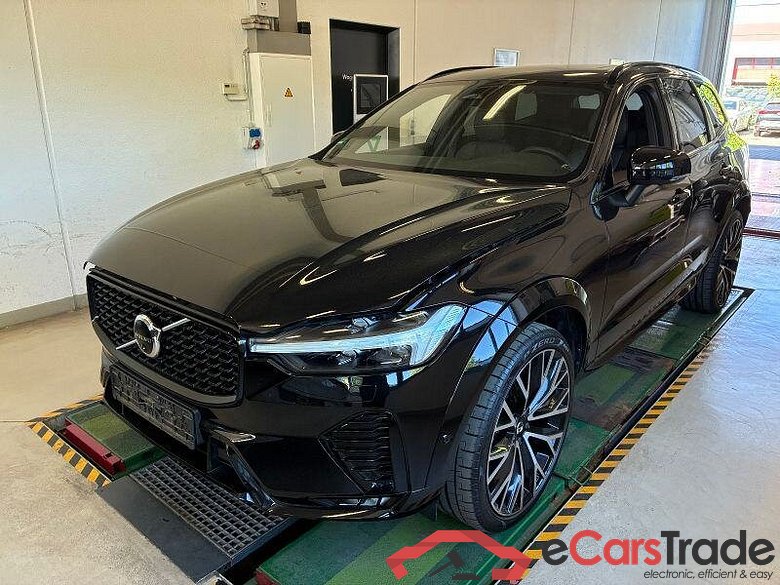 Volvo XC60 (03.2017->) DE - SUV5 B5 (Benzin) 2WD EU6d, R-Design Mild-Hybrid, (Facelift) 2021 - 2022