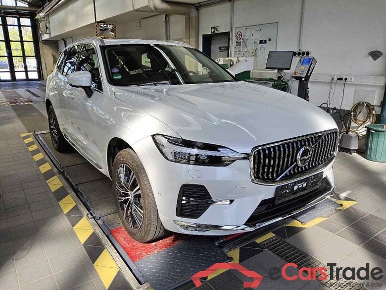 Volvo XC60 (03.2017->) DE - SUV5 B5 (Benzin) 2WD EU6d, Inscription Mild-Hybrid, (Facelift) 2021 - 2022 #2