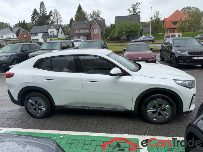 BMW iX2 xDrive20 Aut. LED Navi KeylessGo Camera Klima PDC ... #5