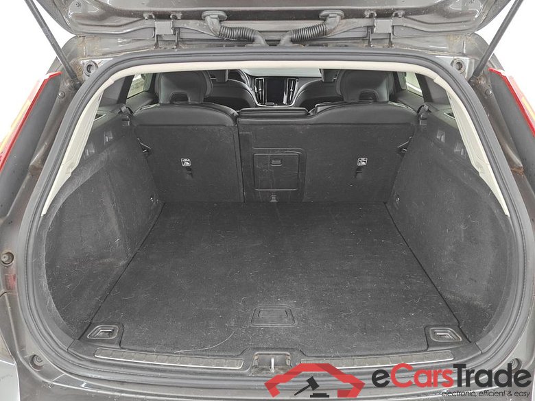 VOLVO V60 B3 Automaat Momentum Advantage 5D 120kW #5