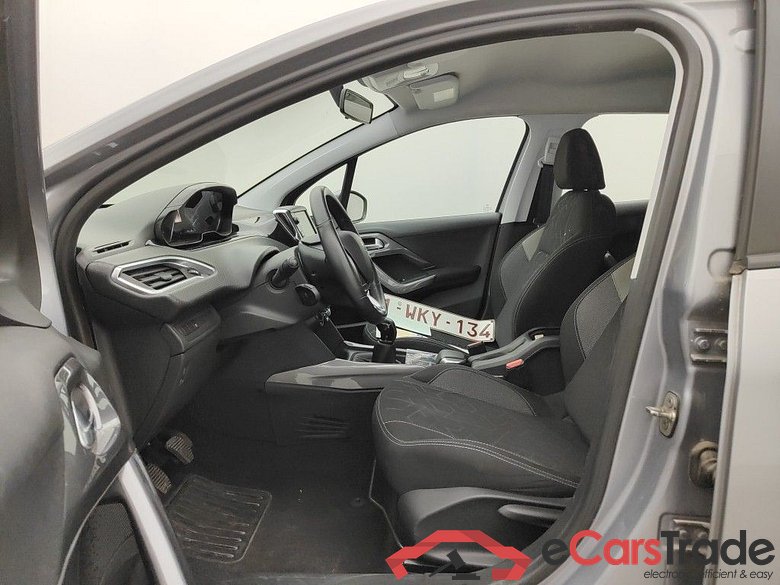 Peugeot 2008 1.2 Puretech 61kW S&S Active 5d #3