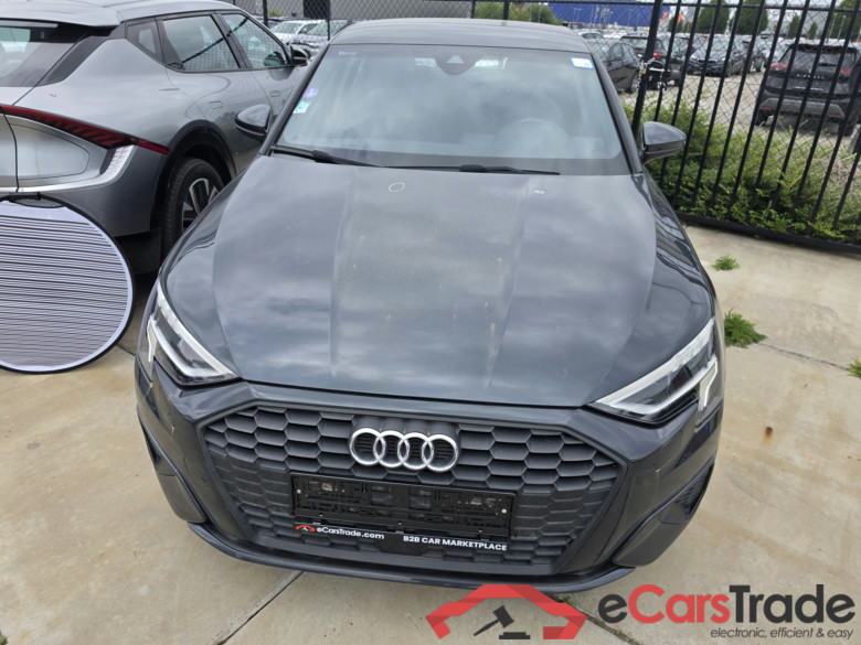 Audi A3 1.0 TFSI Aut. LED-Matrix ACC Virtual Navi KeylessGo Camera Klima PDC ... #2