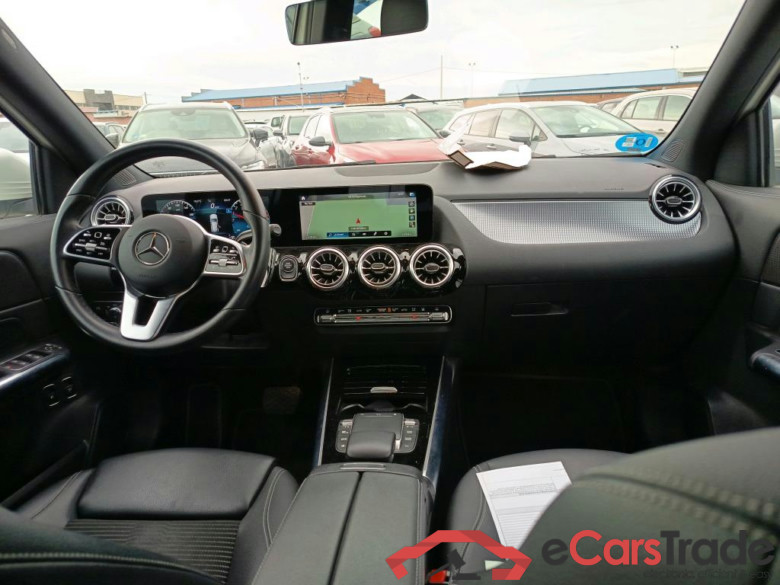 MERCEDES-BENZ GLA / 2020 / 5P / todoterreno GLA 250 e #3