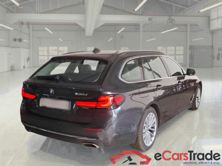 BMW SERIE 5 / 2020 / 5P / STATION WAGON 530D 183KW XD LUXURY AUTO TOURING #2