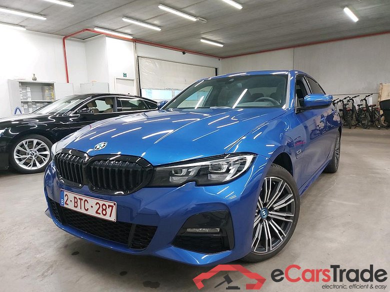 BMW - BMW 3 BERLINE 320e 204PK Business Edition M Sport Pack Business Plus With Sport Seats & Sliding Roof  * HYBRID *