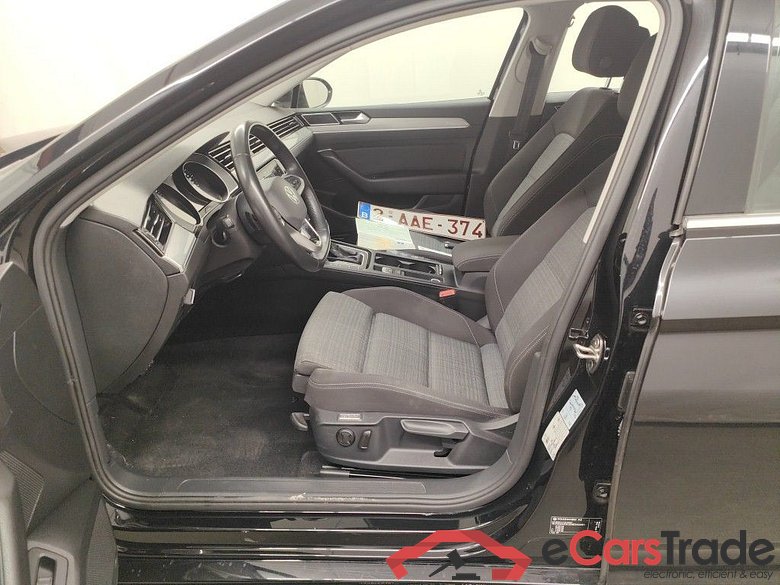 Volkswagen Passat Variant 2.0 TDI 90kW DSG Style Business 5d #3