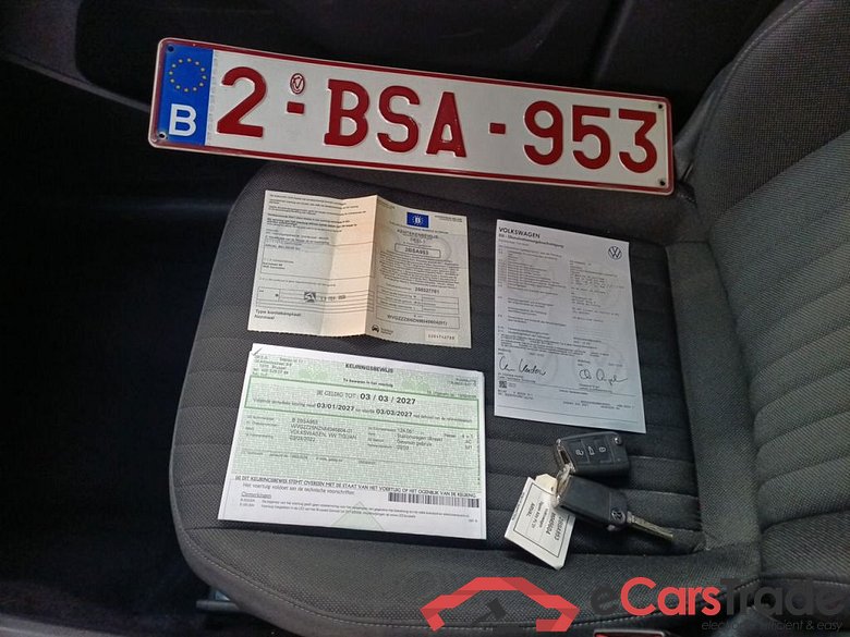 Volkswagen Tiguan Allspace 2.0 TDI DSG Life 5d #4